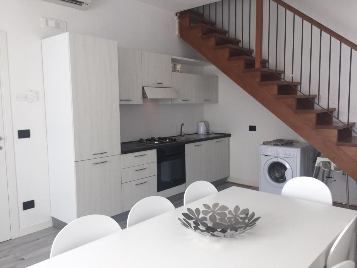 Peschieraview Duplex X7 Apartment Peschiera del Garda Bagian luar foto