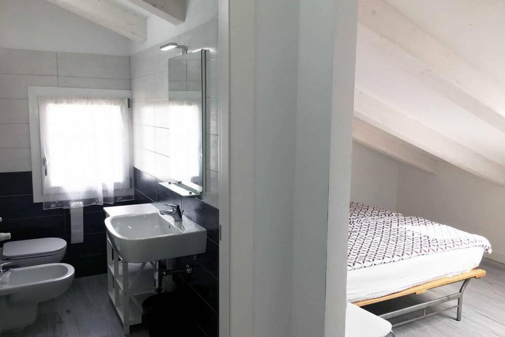 Peschieraview Duplex X7 Apartment Peschiera del Garda Bagian luar foto