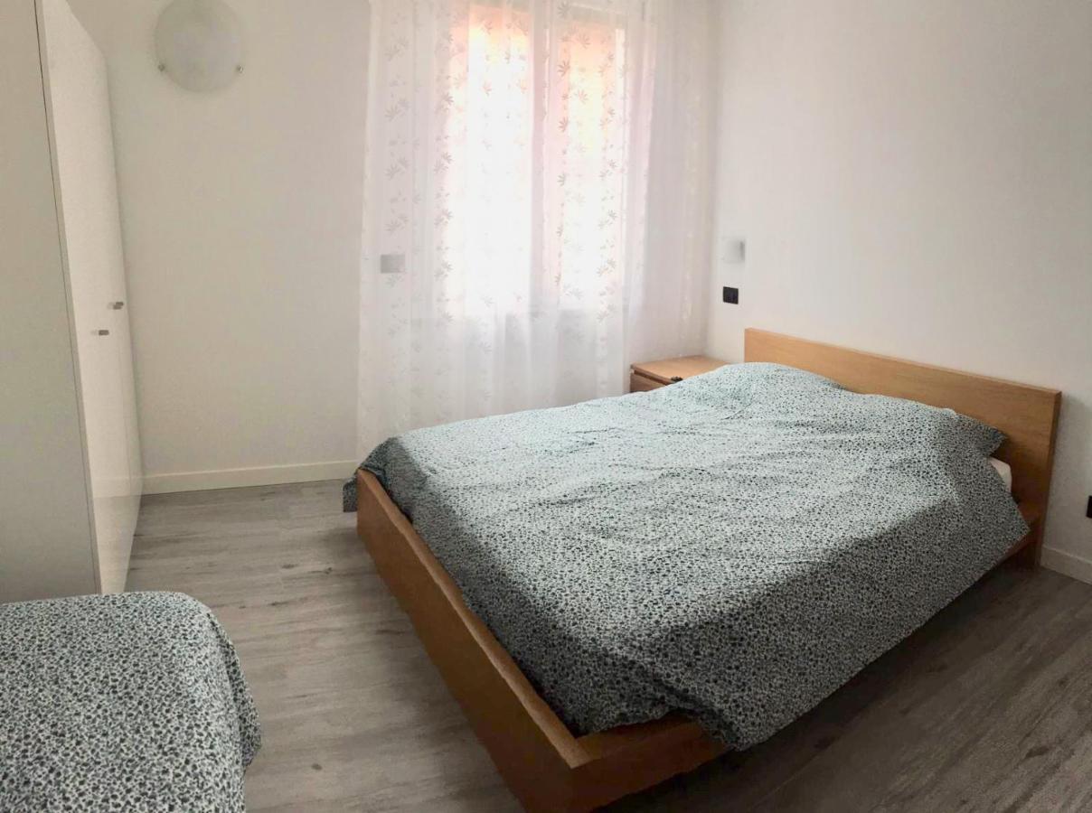 Peschieraview Duplex X7 Apartment Peschiera del Garda Bagian luar foto